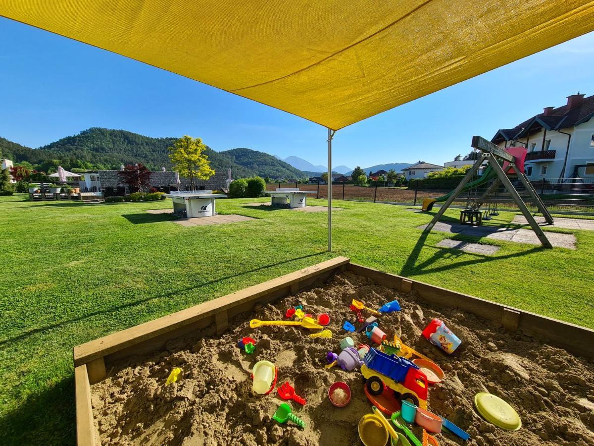 Ferienpark Scheiber Unterburg am Klopeiner See Esterno foto