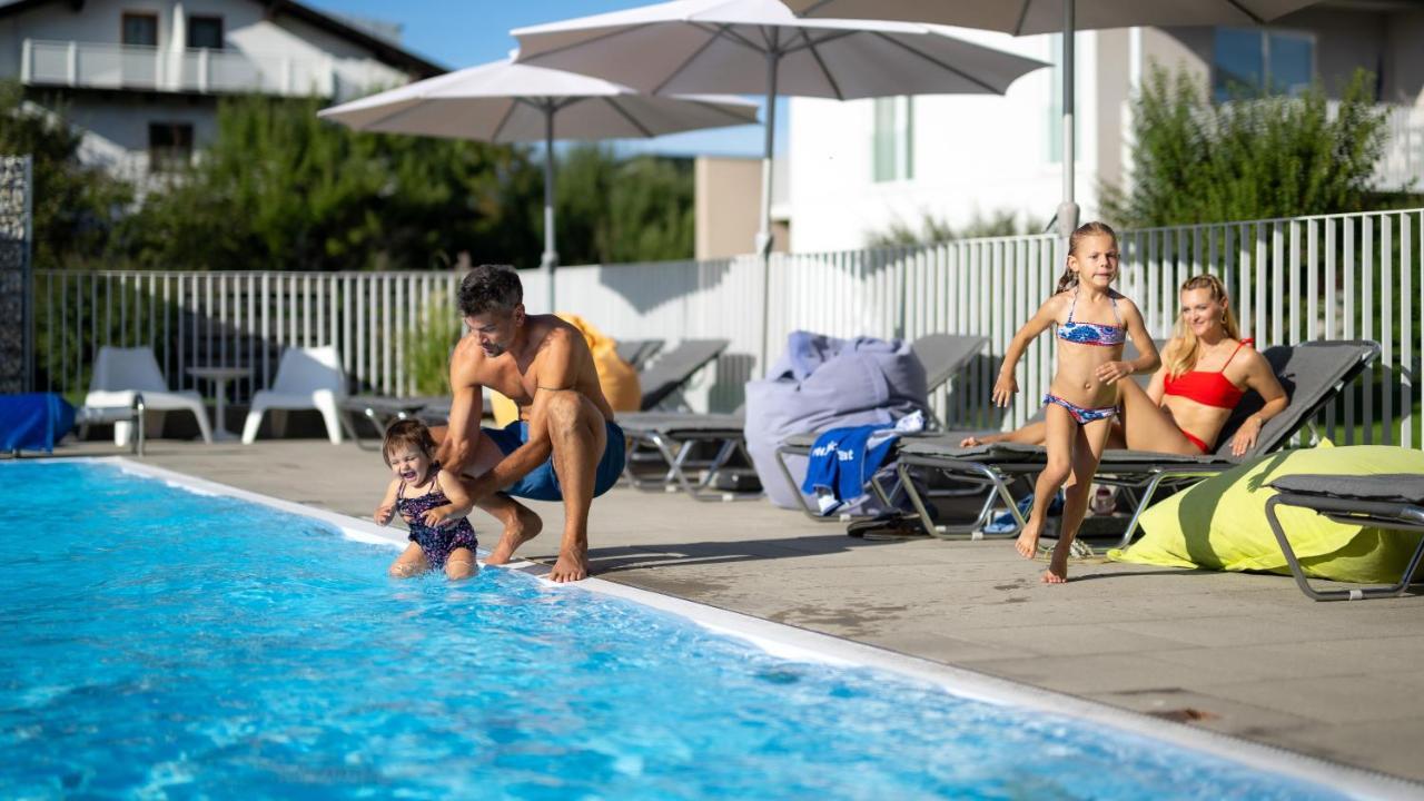 Ferienpark Scheiber Unterburg am Klopeiner See Esterno foto